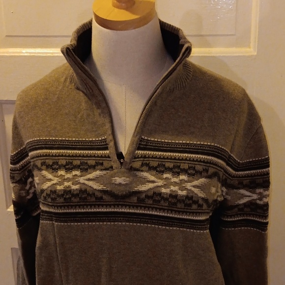 Eddie Bauer large gray sweater - Picture 2 of 3